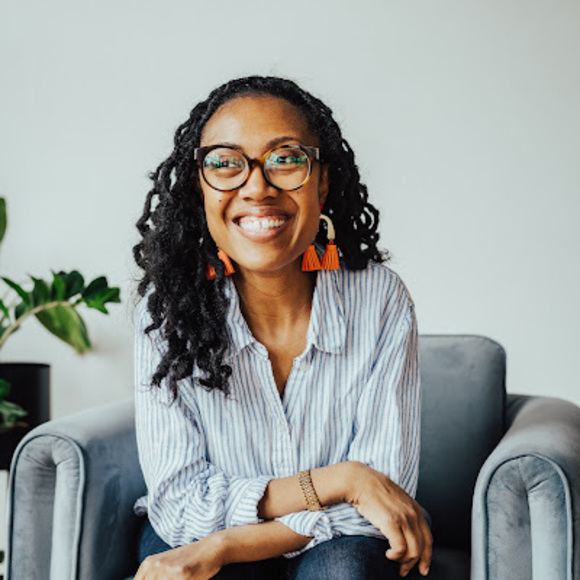 Meet your Posher, Neshia - Picture 1 of 1